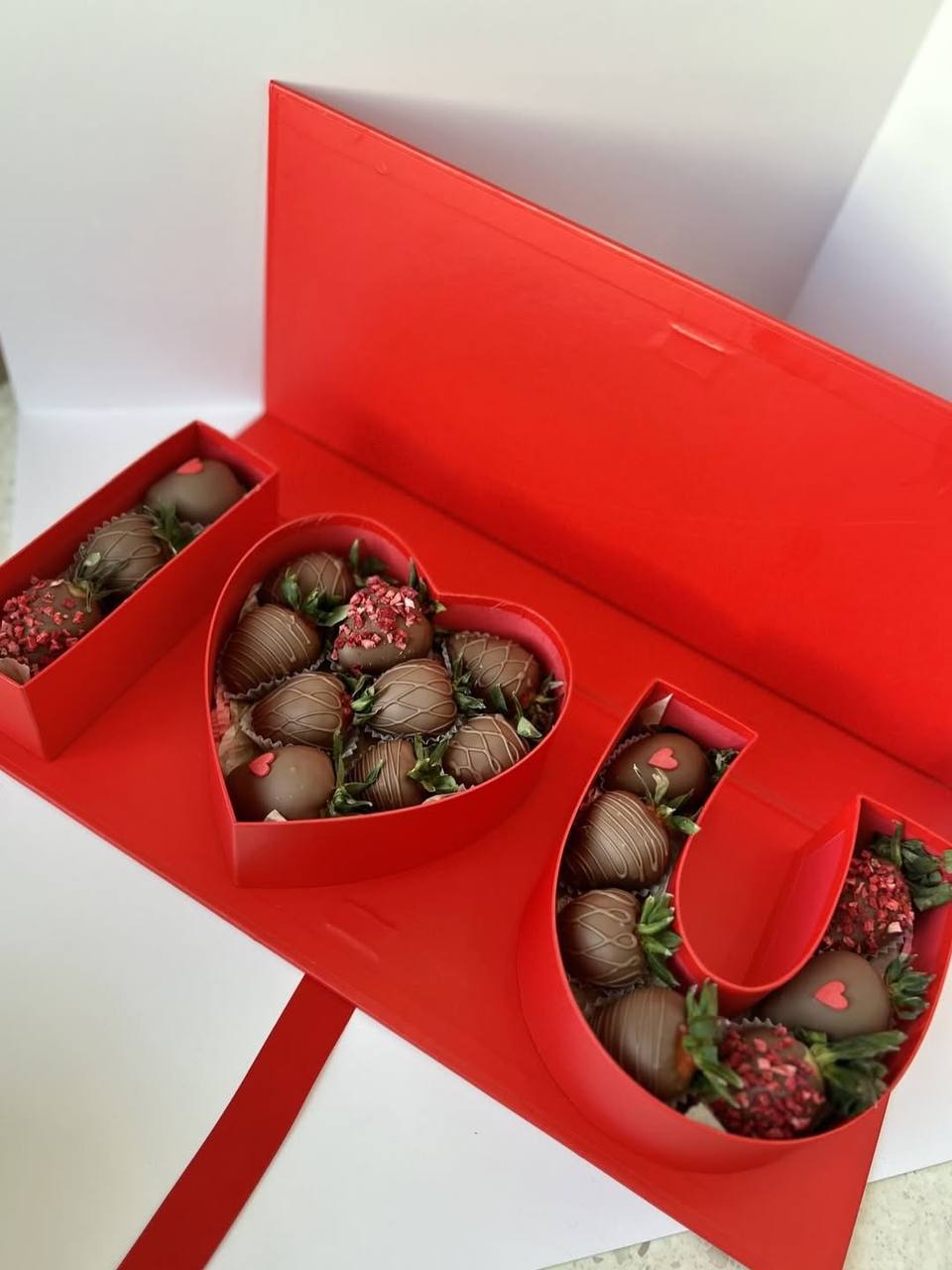 Клубника сердечко