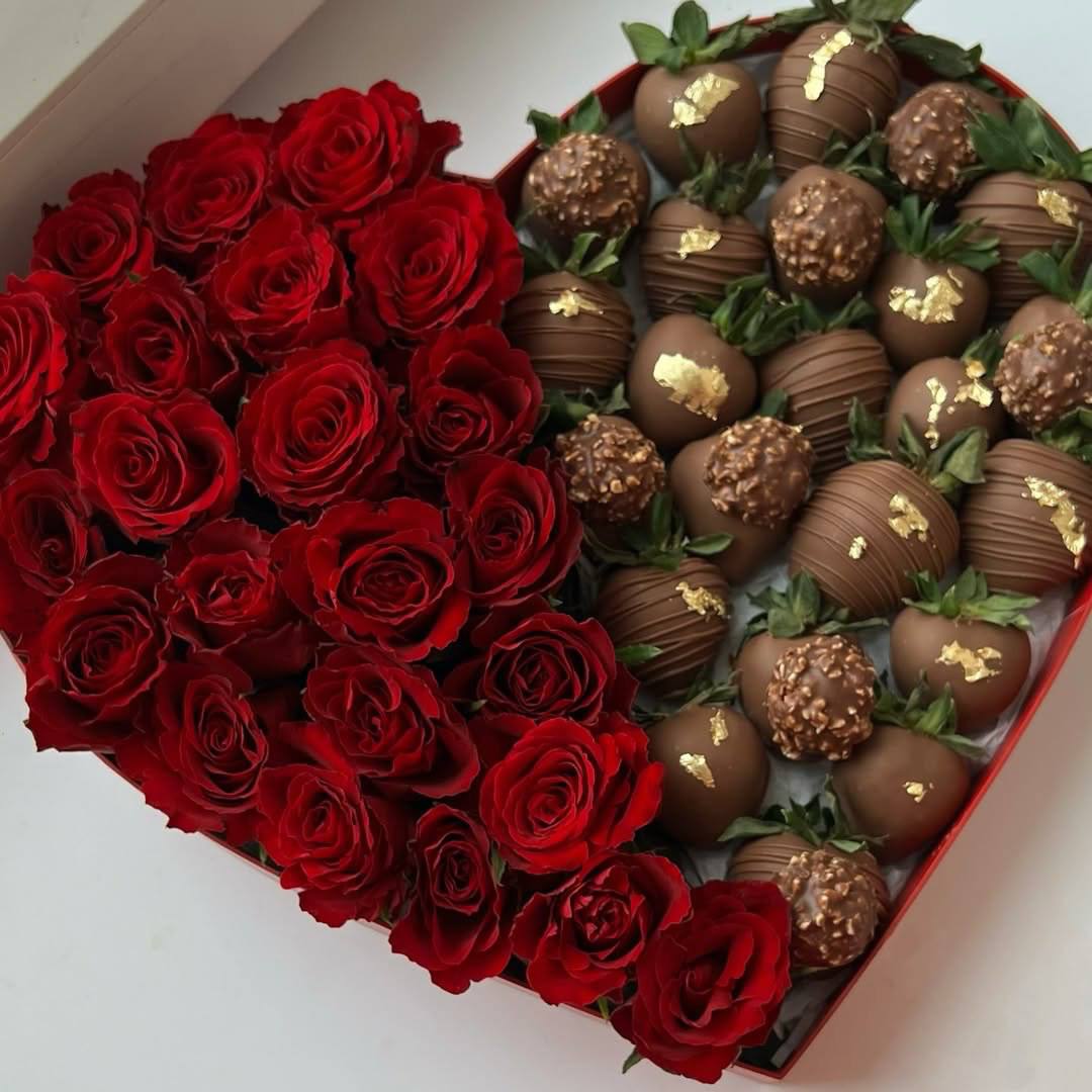 Клубника с посыпкой